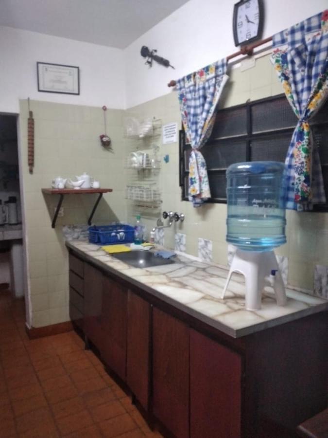 Hostel Kumi Капила дел Монте Екстериор снимка